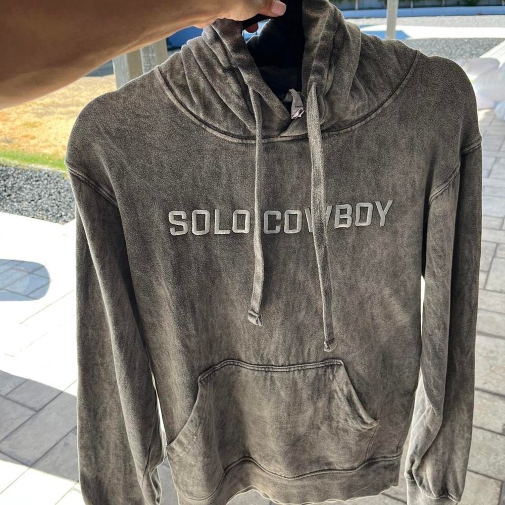 Solo Cowboy Unisex Gray Embroidered Hoodie Western Grunge Graphic Sz S